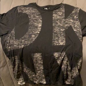 DKNY tshirt